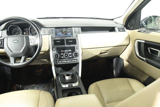 2016 Land Rover Discovery Sport photo