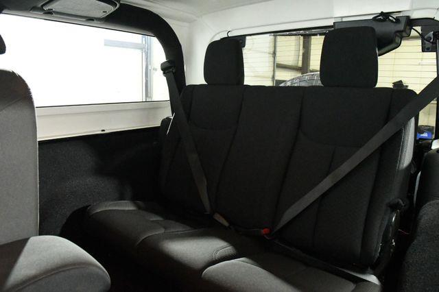 2015 Jeep Wrangler 4WD 2dr Willys Wheeler photo