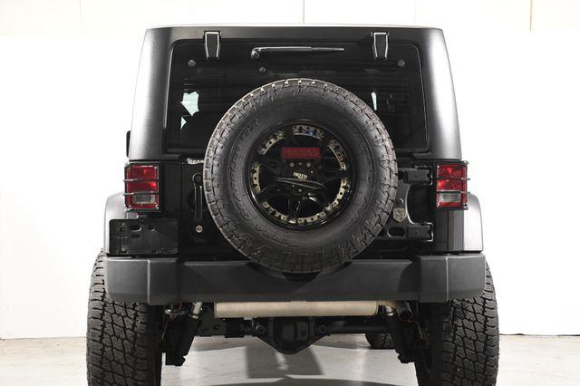 2015 Jeep Wrangler 4WD 2dr Willys Wheeler photo