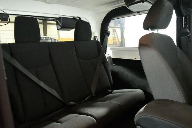 2015 Jeep Wrangler 4WD 2dr Willys Wheeler photo