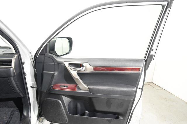 2016 Lexus GX 460 photo