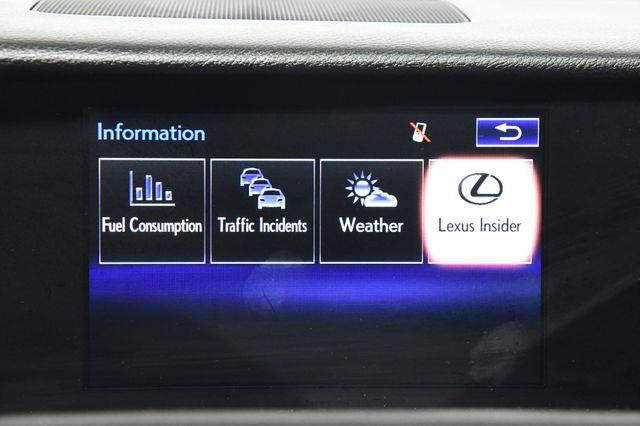 2016 Lexus IS ort photo