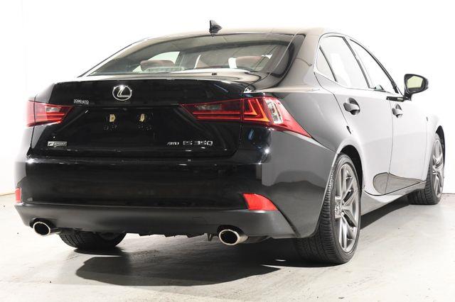 2016 Lexus IS ort photo