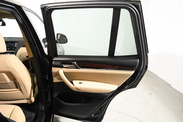 2016 BMW X3 xDrive28i Nav /Sunroof /Heated Seats photo