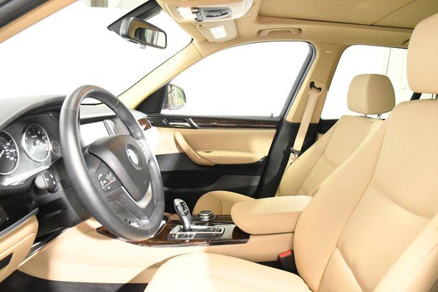 2016 BMW X3 xDrive28i Nav /Sunroof /Heated Seats photo