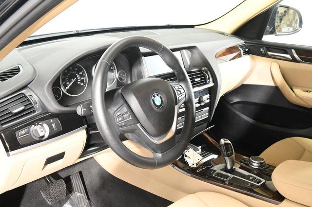 2016 BMW X3 xDrive28i Nav /Sunroof /Heated Seats photo