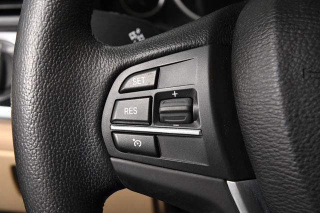 2016 BMW X3 xDrive28i Nav /Sunroof /Heated Seats photo