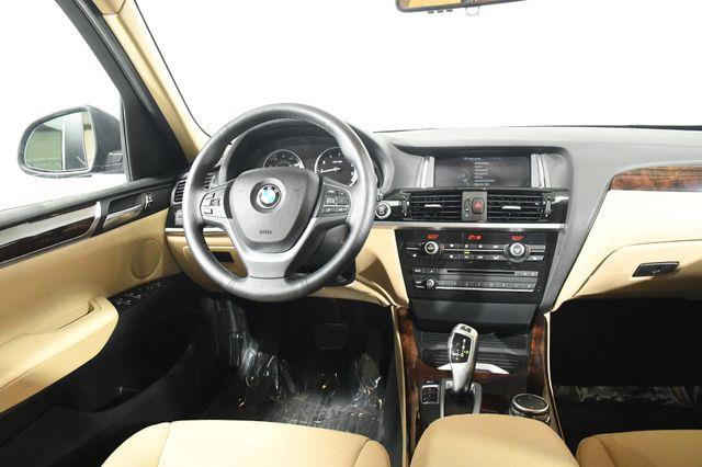 2016 BMW X3 xDrive28i Nav /Sunroof /Heated Seats photo