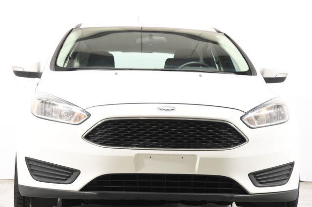 2017 Ford Focus SE photo