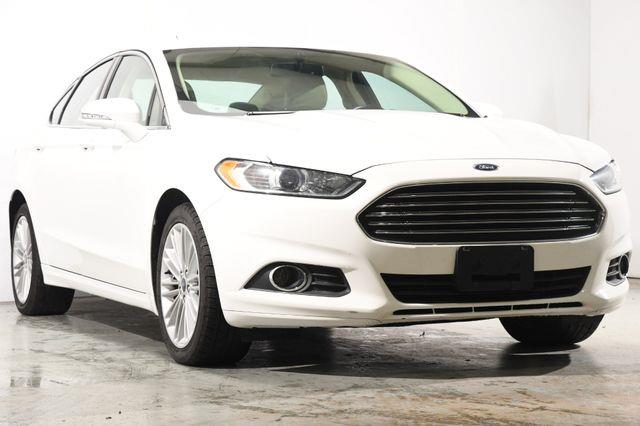 2016 Ford Fusion SE w/Nav/ Tech photo