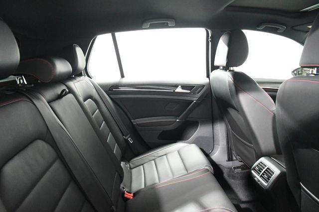 2016 Volkswagen Golf Gti SE photo