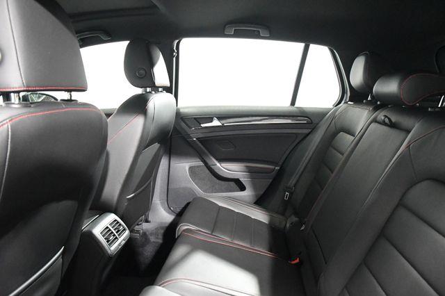 2016 Volkswagen Golf Gti SE photo
