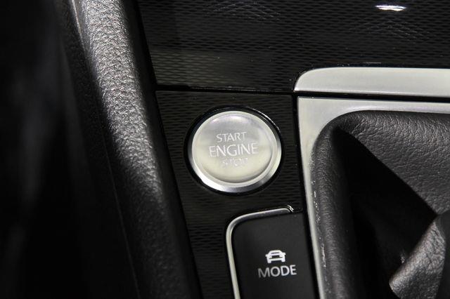 2016 Volkswagen Golf Gti SE photo