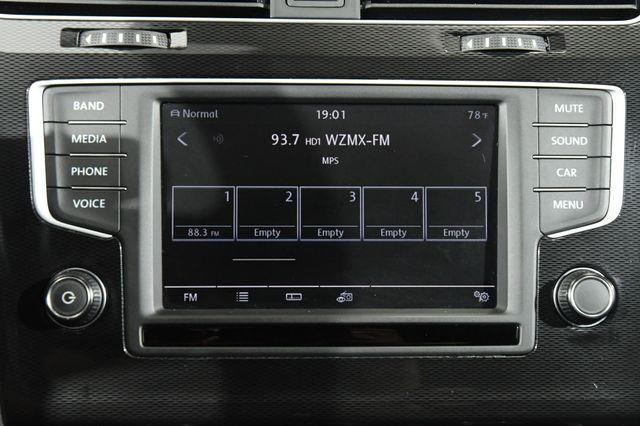 2016 Volkswagen Golf Gti SE photo