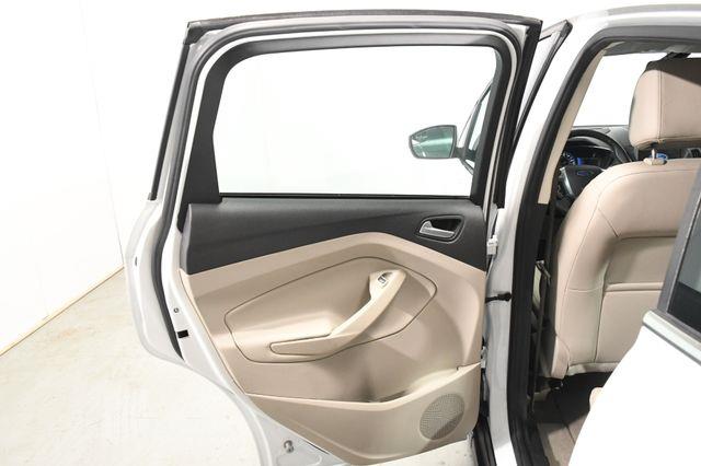 2016 Ford C-Max Energi SEL photo
