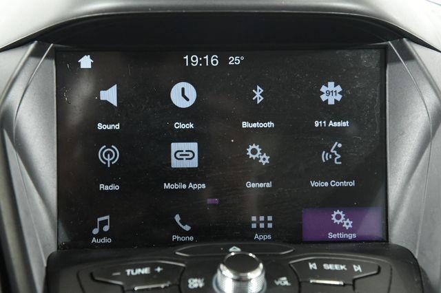 2016 Ford C-Max Energi SEL photo