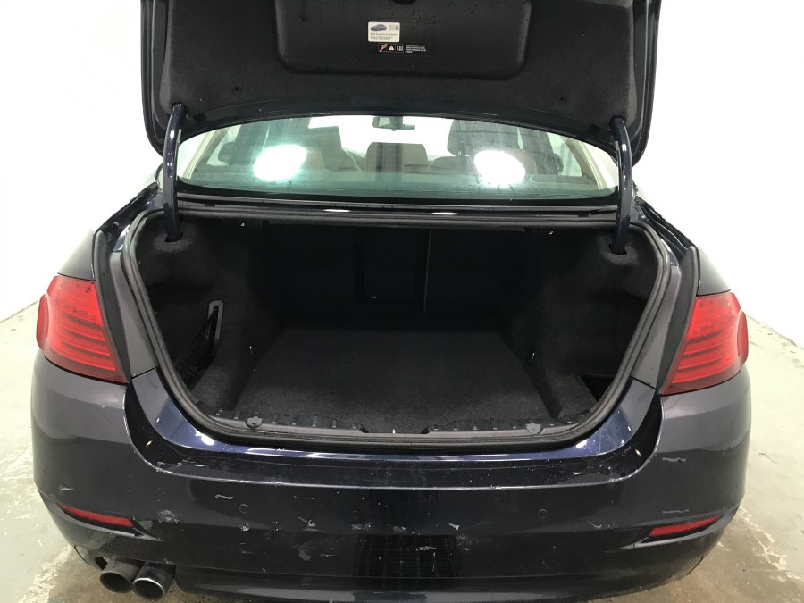 2016 BMW 5-Series 4dr Sdn 528i xDrive AWD photo