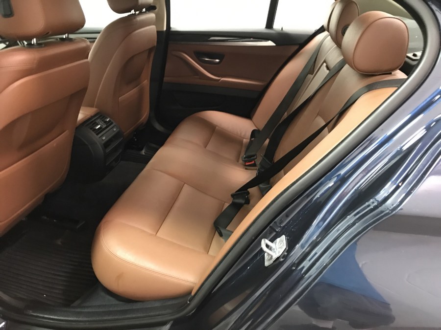 2016 BMW 5-Series 4dr Sdn 528i xDrive AWD photo