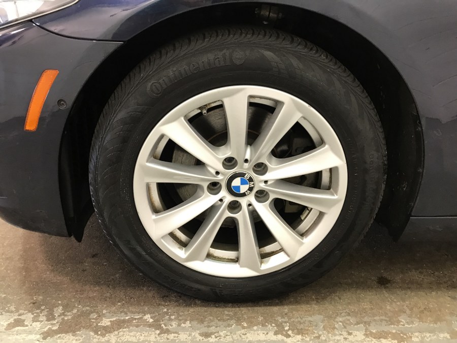 2016 BMW 5-Series 4dr Sdn 528i xDrive AWD photo