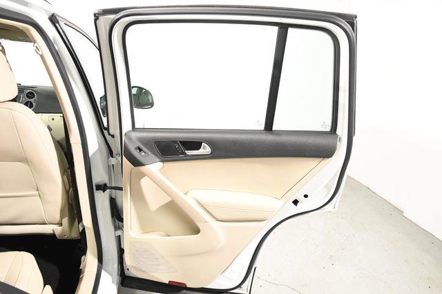 2016 Volkswagen Tiguan SE photo
