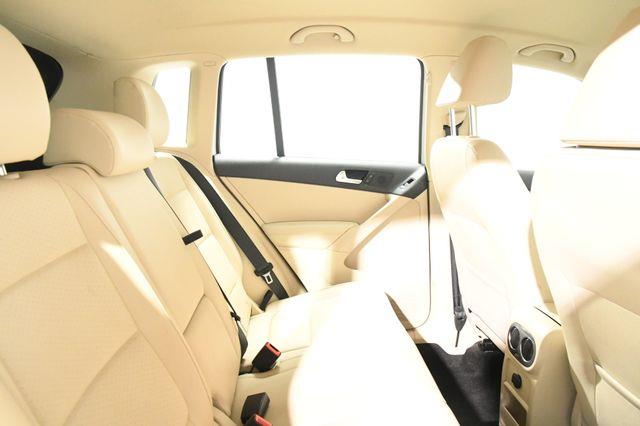 2016 Volkswagen Tiguan SE photo