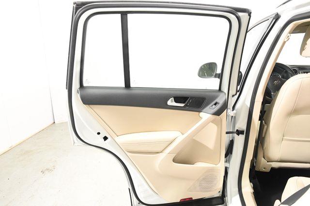 2016 Volkswagen Tiguan SE photo