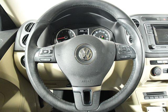 2016 Volkswagen Tiguan SE photo