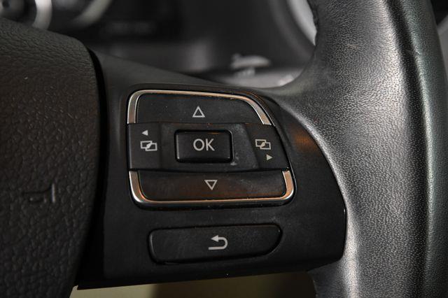 2016 Volkswagen Tiguan SE photo