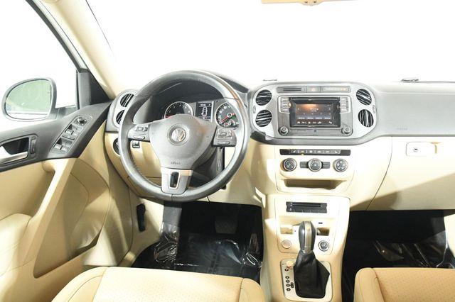 2016 Volkswagen Tiguan SE photo