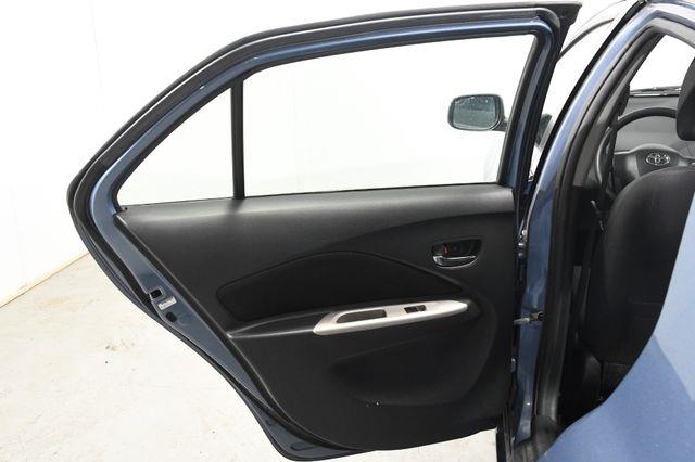 2010 Toyota Yaris photo