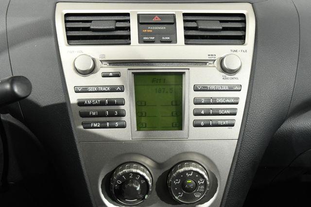 2010 Toyota Yaris photo