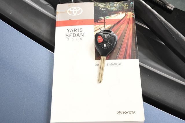 2010 Toyota Yaris photo