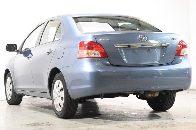 2010 Toyota Yaris photo