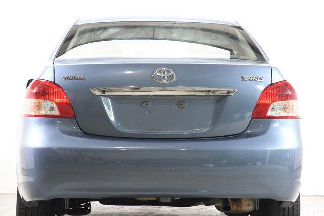 2010 Toyota Yaris photo