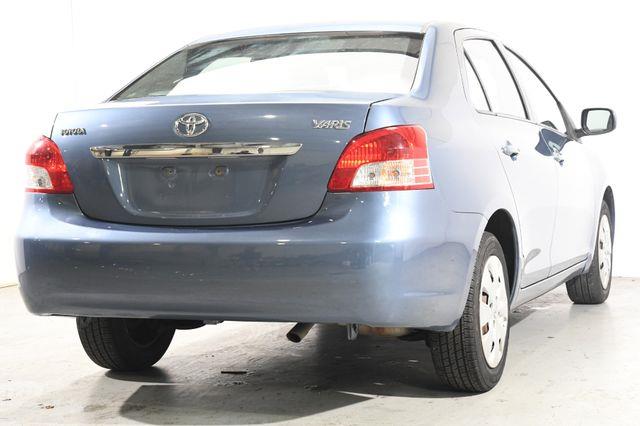 2010 Toyota Yaris photo