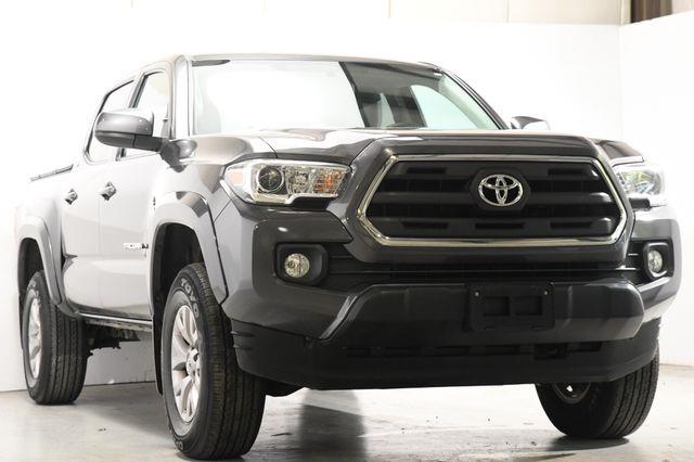 2016 Toyota Tacoma TRD Sport photo