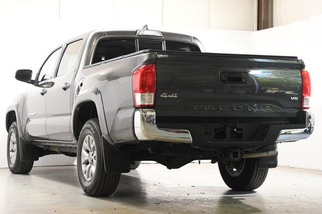 2016 Toyota Tacoma TRD Sport photo