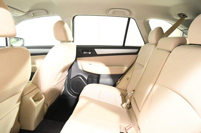 2016 Subaru Outback 2.5i Premium photo