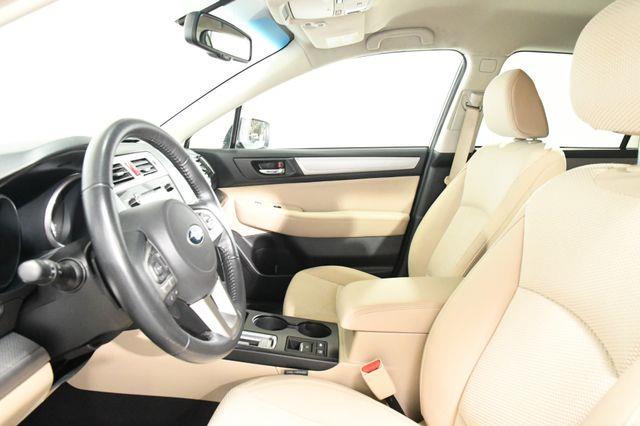 2016 Subaru Outback 2.5i Premium photo