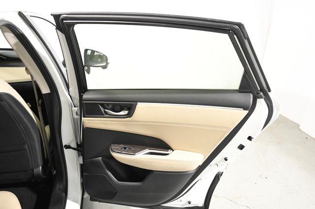 2018 Honda Clarity Plug-In Hybrid LX photo