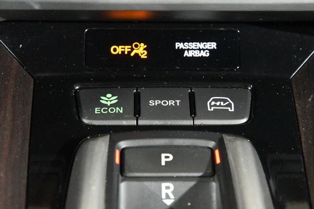 2018 Honda Clarity Plug-In Hybrid LX photo