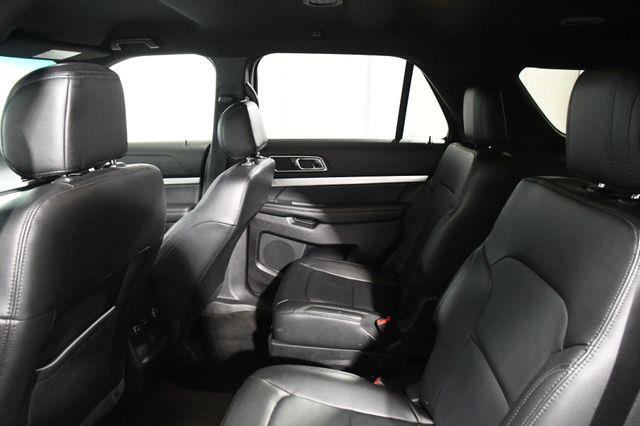 2016 Ford Explorer XLT w/ Nav & Heated Seats photo