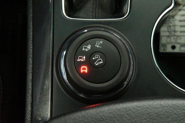 2016 Ford Explorer XLT w/ Nav & Heated Seats photo