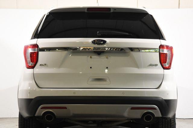 2016 Ford Explorer XLT w/ Nav & Heated Seats photo