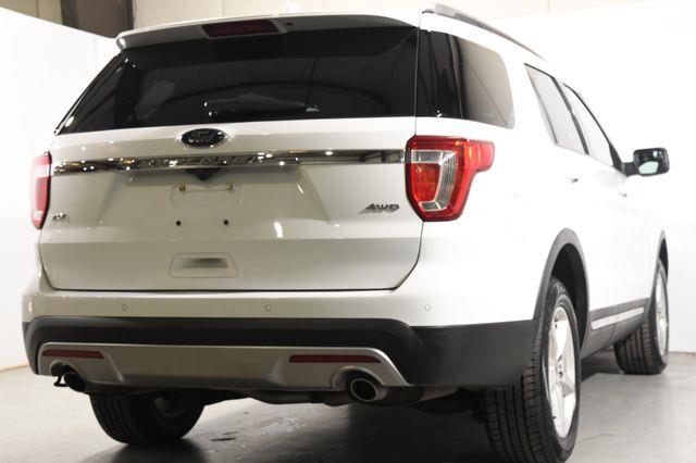 2016 Ford Explorer XLT w/ Nav & Heated Seats photo