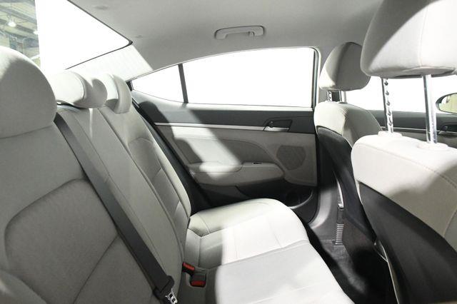 2017 Hyundai Elantra SE w/Tech photo