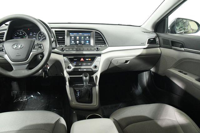 2017 Hyundai Elantra SE w/Tech photo