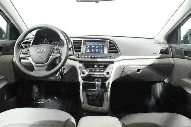 2017 Hyundai Elantra SE w/Tech photo