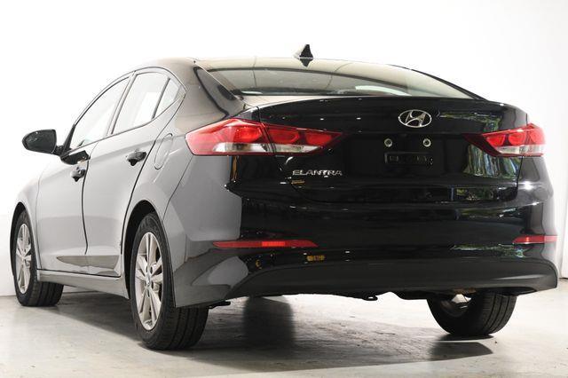 2017 Hyundai Elantra SE w/Tech photo