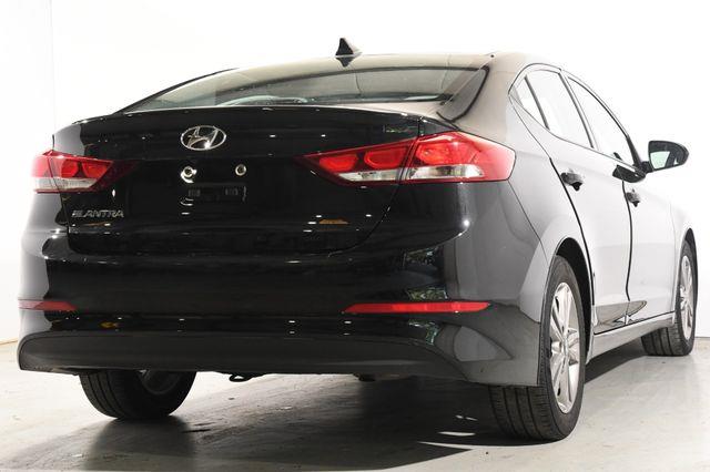 2017 Hyundai Elantra SE w/Tech photo